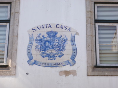 Crest of Santa Casa.